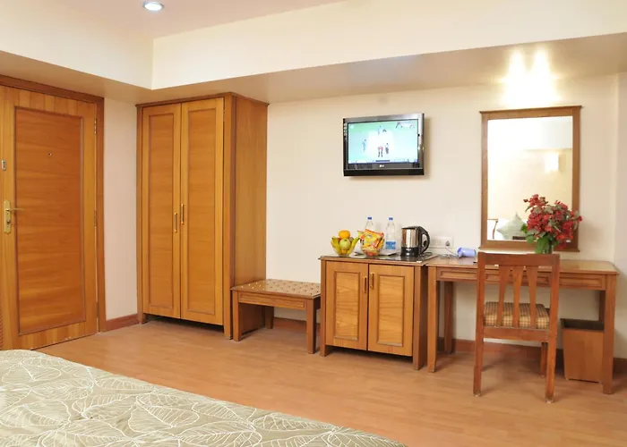 Hotel Abigail Regency