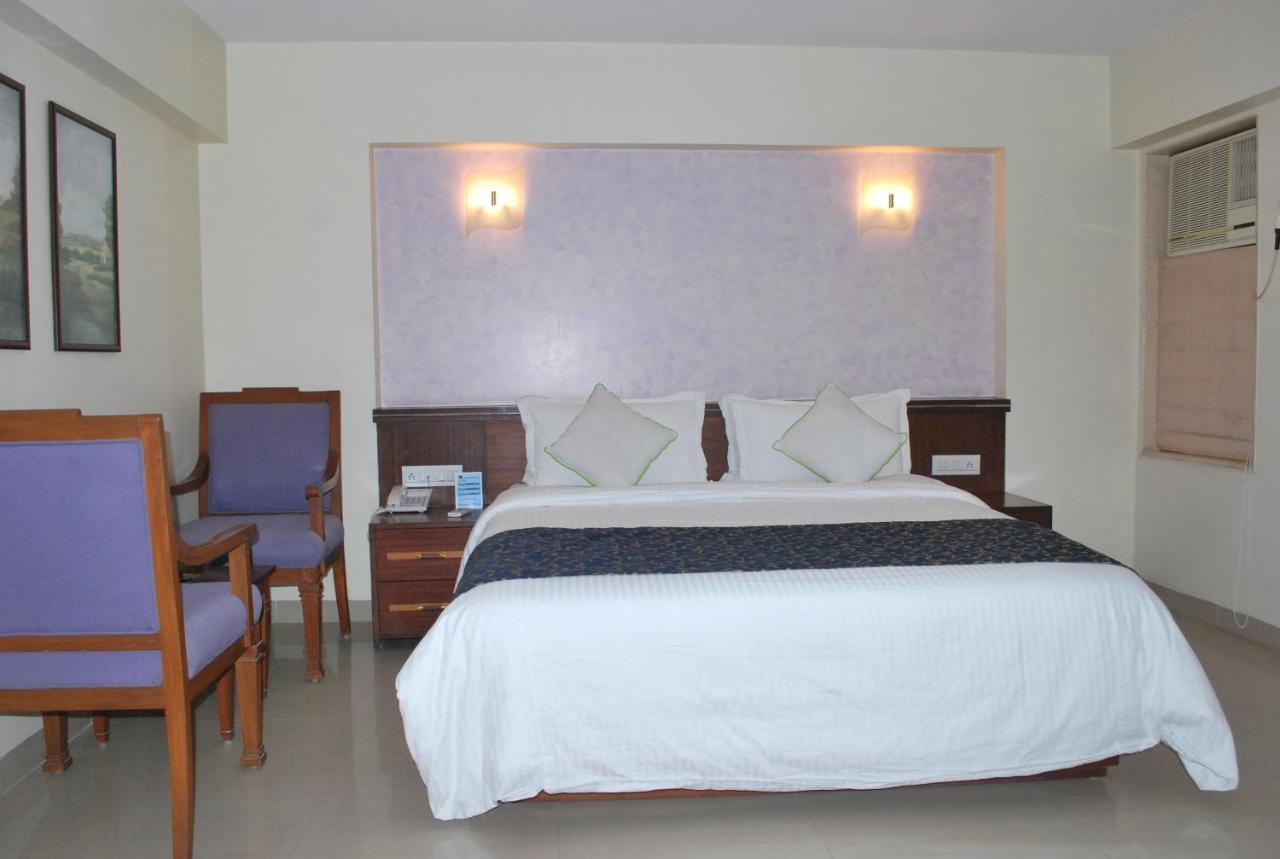 Hotel Abigail Regency Shirdi