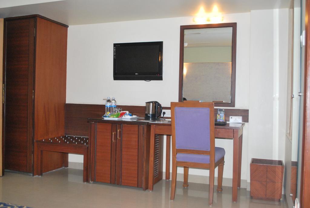 Abigail Regency Hotel 4*